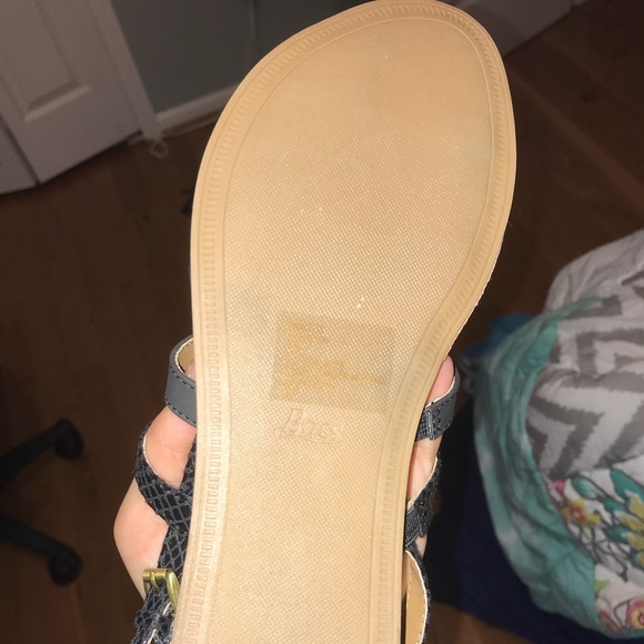 Tess Sandal - Picture 4 of 5